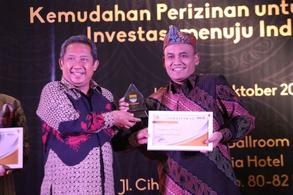 yana berikan apresiasi terhadap investor