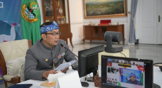 guru non pns mendapat SK gubernur Jabar