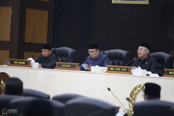 Rapat Paripurna DPRD Jabar Bentuk Pansus LKPJ Gubernur Akhir Tahun Anggaran 2022