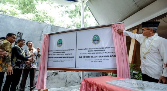 Kadisdik Jabar Resmikan Alih Status Dua SLB di Kota Bogor Menjadi Negeri
