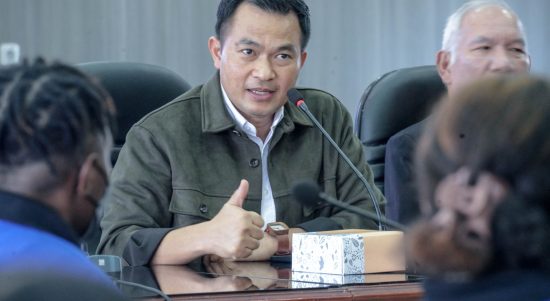 Wahyu Mijaya Lepas Pemulangan Siswa Lulusan Program ADEM 2023