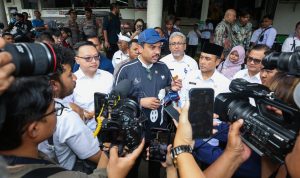 Menteri KUKM saat mengunjungi The Hallway space di PAsar Kosambi Bandung